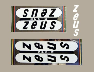 Calcas Zeus 2000 Logo blanco